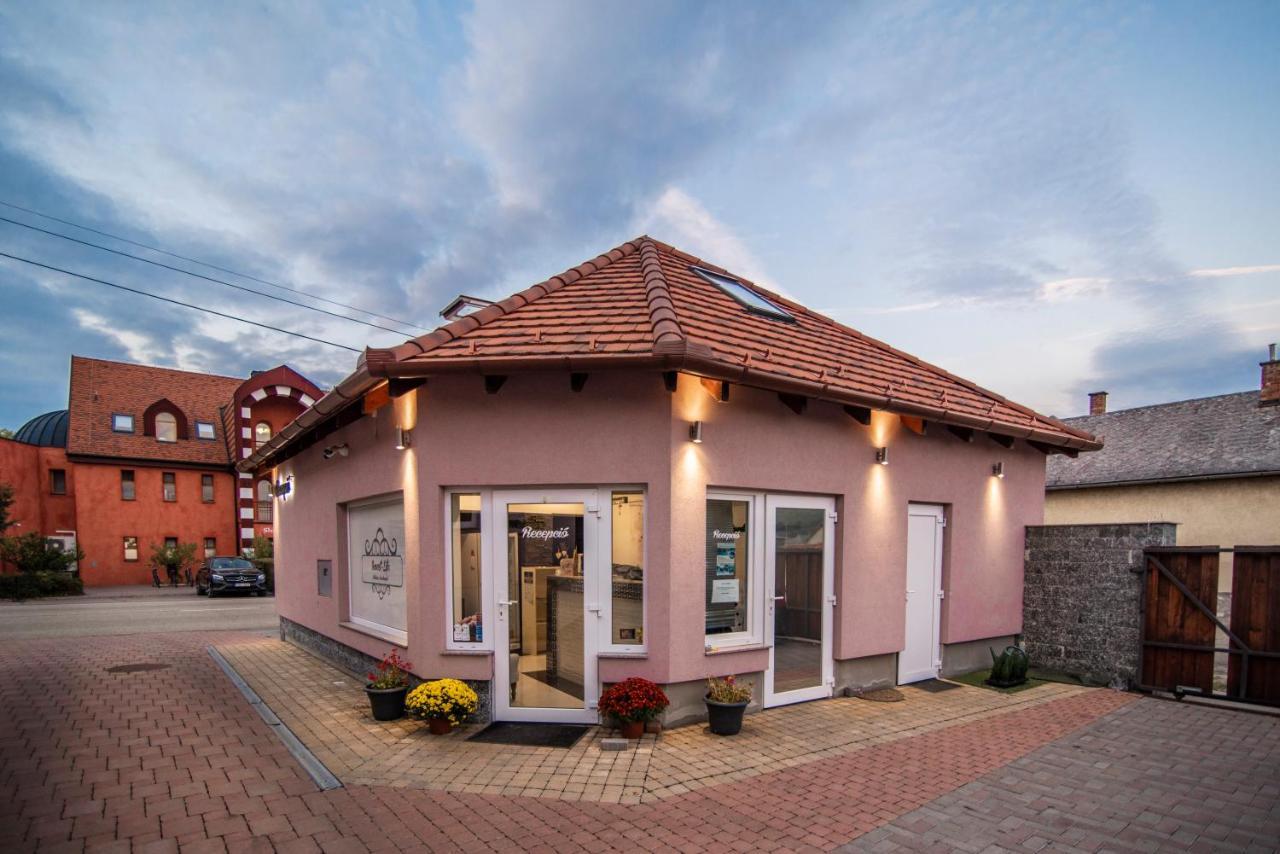 Sweet Life Wellness Apartments Egerszalók Dış mekan fotoğraf