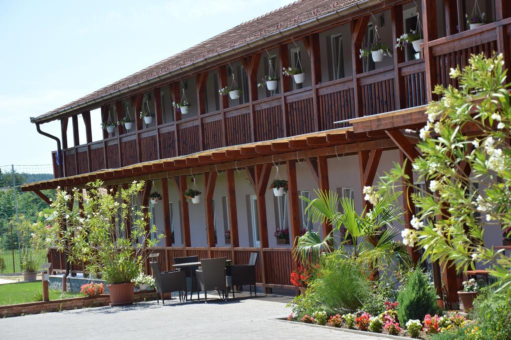 Sweet Life Wellness Apartments Egerszalók Dış mekan fotoğraf